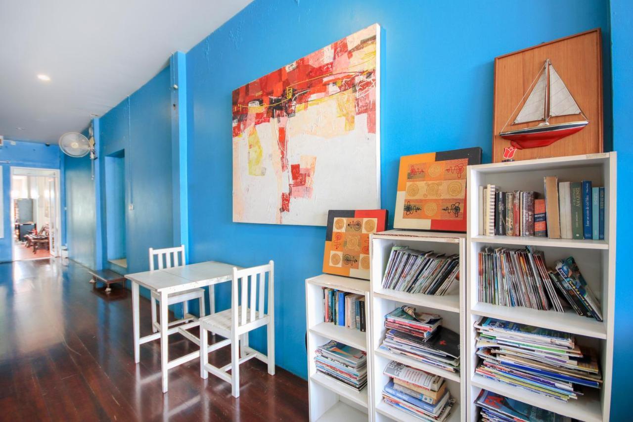 OYO 1054 Phuket Backpacker Hostel Eksteriør bilde