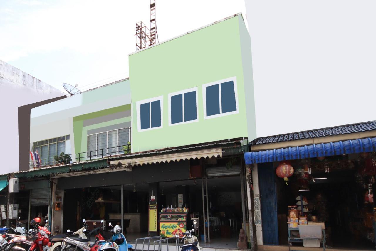 OYO 1054 Phuket Backpacker Hostel Eksteriør bilde