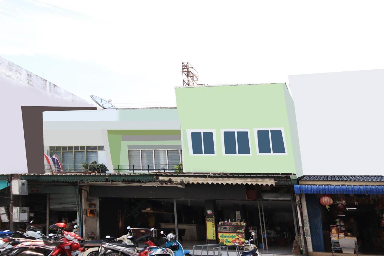OYO 1054 Phuket Backpacker Hostel Eksteriør bilde